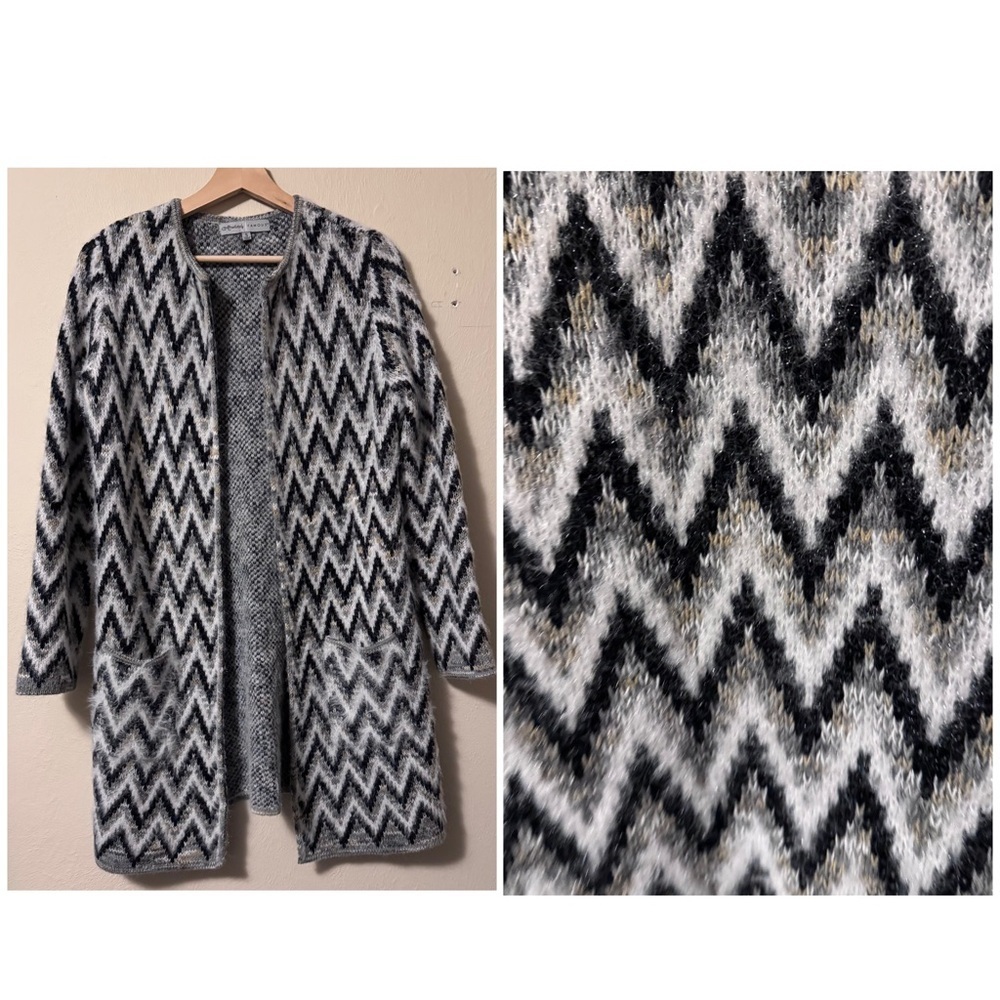 Absolutely Famous chevron eyelash knit open style long cardigan Size Small